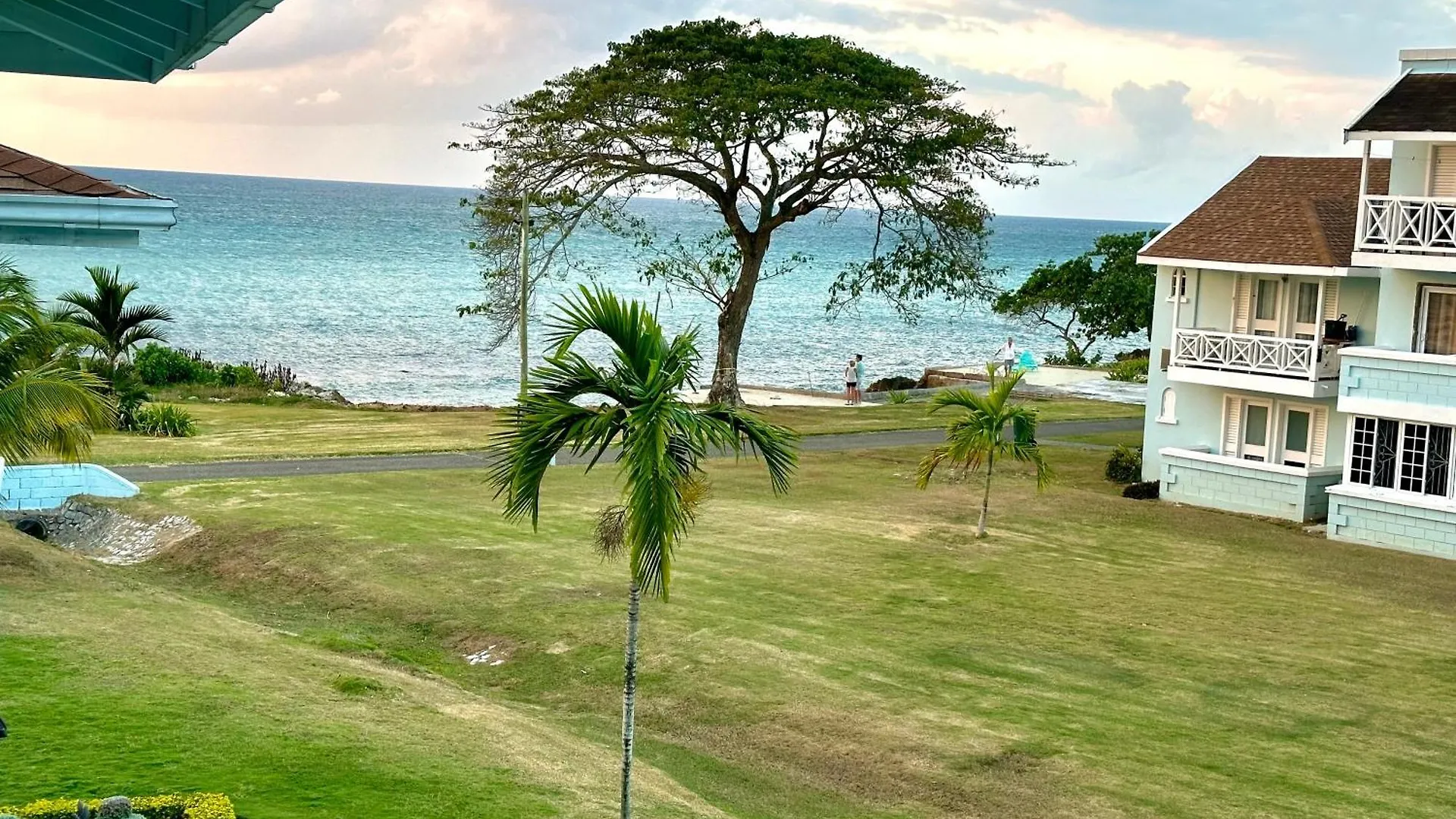 Seaside 2 Bedroom Oasis At 7 Miles Beach, Negril, Point Village Σπίτι διακοπών Νεγκρίλ
