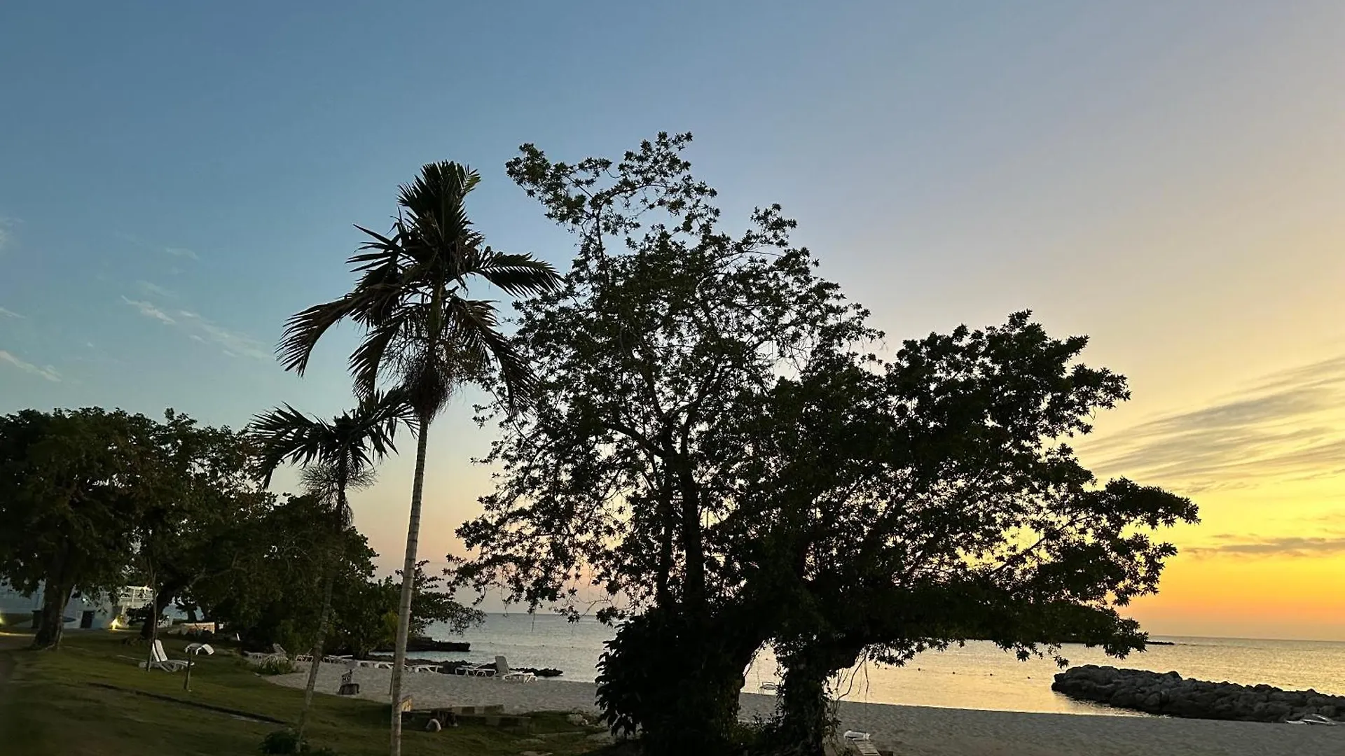 Seaside 2 Bedroom Oasis At 7 Miles Beach, Negril, Point Village 0*, Νεγκρίλ Τζαμάικα